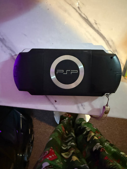 Black Sony PSP 1000 - 32GB